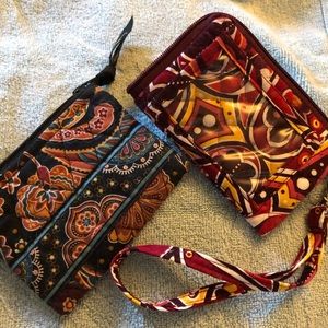 Vera Bradley used small wallets